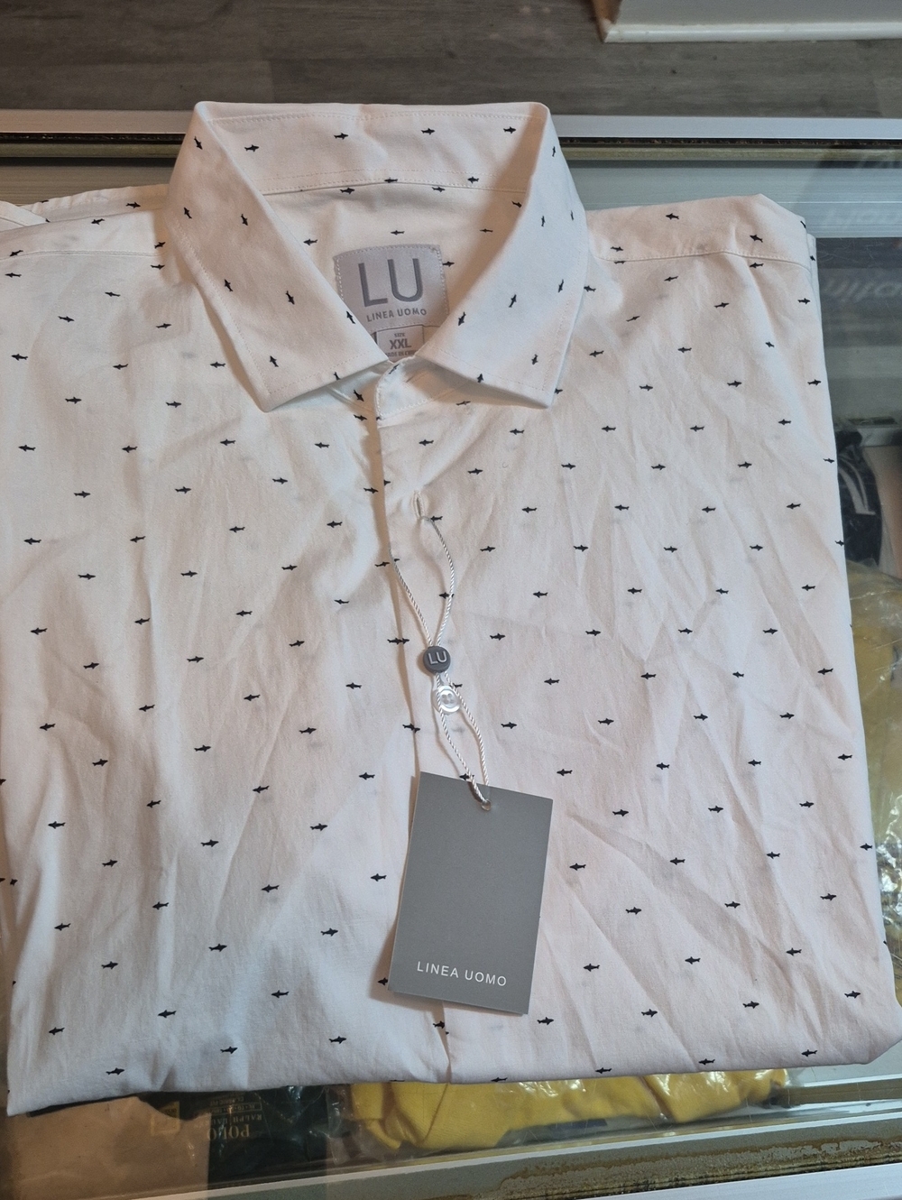 Linea Uomo White Casual Button-Down Shirt with Micro Black Motif